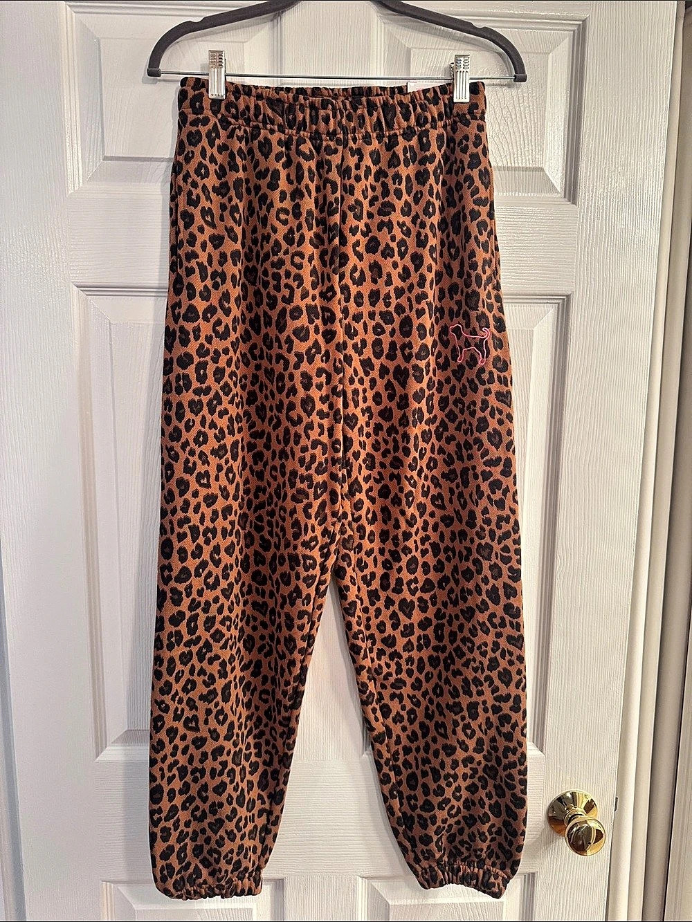 Victoria’s Secret Pink Campus Fleece Sweatpants Leopard Print Joggers Size S NWT